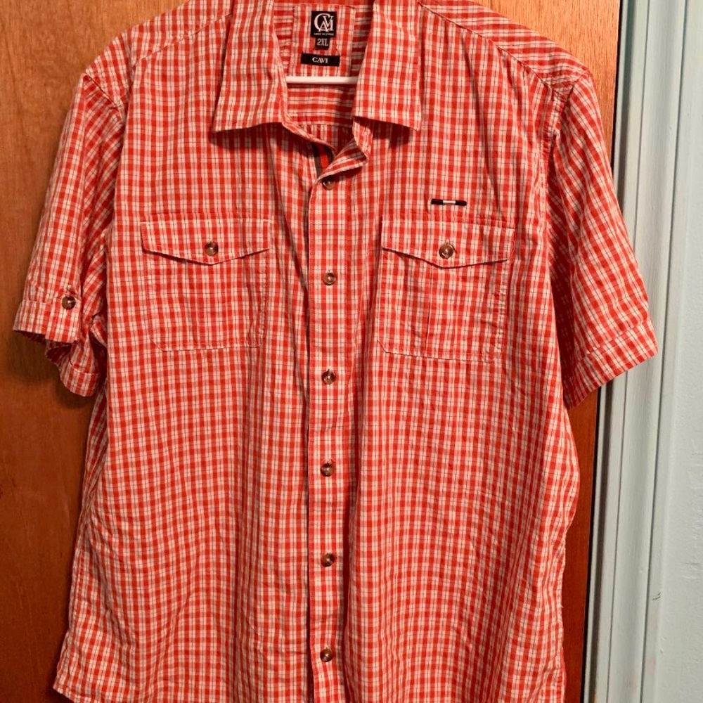 Men’s 2 XL CAVI Button Down Shirt